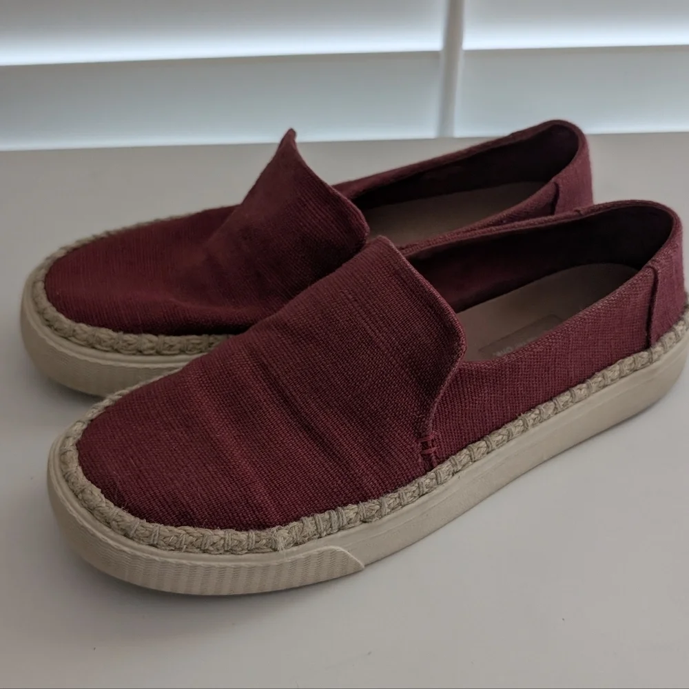 🥁 Toms Sunset Natural Rope Edge Canvas Slip On Espadrille in Cranberry